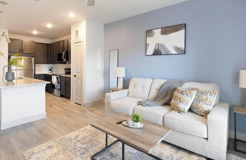 Corinth Apartment | Landing | Stunning 1BD in Corinth