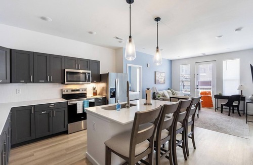 Fortville Apartment | Landing | Stunning 2BD, Gym, Clubhouse