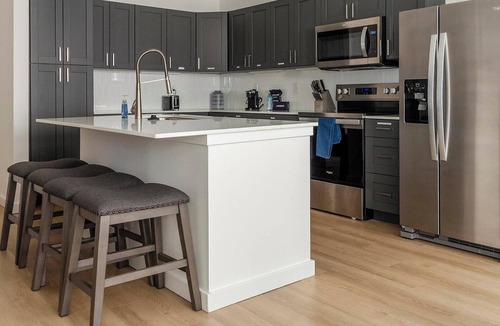 Fortville Apartment | Landing | Stunning 2BD, Gym, Clubhouse