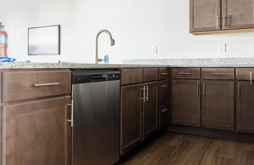 Cartersburg Apartment | Landing | Stylish 2BD, Pool, Gym
