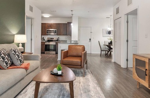 Apopka Apartment | Landing | Stylish 2BD, Game Room, Clubhouse