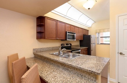 Florida Central Atlantic Coast Apartment | Large Modern TWO-BEDROOM Villa at WESTGATE LAKES Resort near Universal Studios