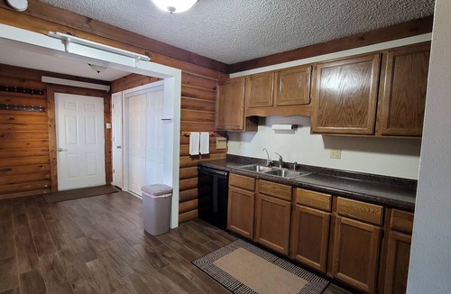 Custer House | Large Retreat*Mountain Views*Close to Custer