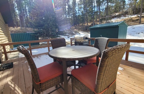 Custer House | Large Retreat*Mountain Views*Close to Custer