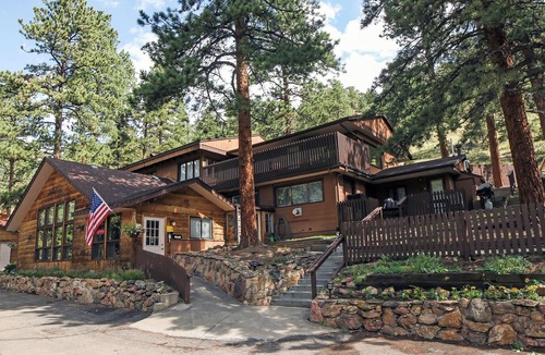 Estes Park Ski Chalet | Large Studio Style Suite with Personal Patio with Grill