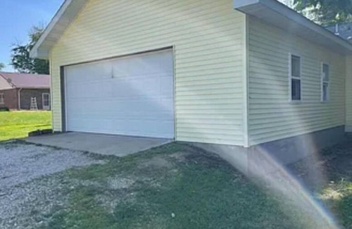 Perry House | Large Very Roomy Home with 2 Car Plus attached Garage