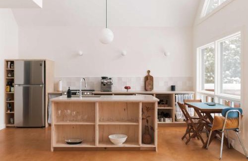 Alleyn-et-Cawood House | Le Bon Cabanon