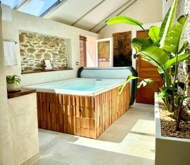 Urville-Nacqueville House | Le Pré de la Mer Suite & SPA Privatif