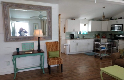 Butler Beach Cottage | Lets Walk to the Beach.Beachside Cottg Butler Bch, 2bdrm,1bth,fncd yard Pets