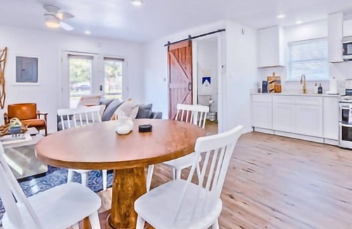 Little Elm Apartment | Little Elm Studio Cottage | Monthly Stays | WiFi | Fire Pit