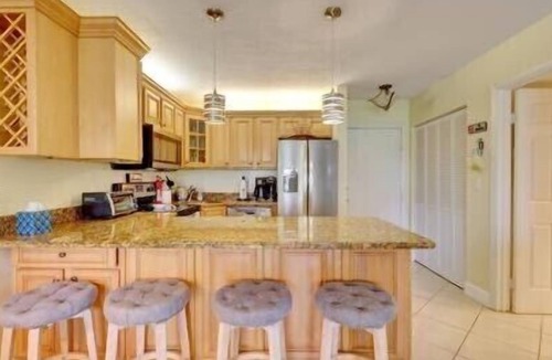 Fort Pierce Condo | LOCATION, LOCATION in Ocean Village Resort.Ground floor,great location