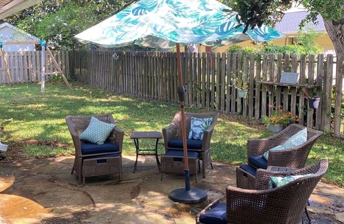 Long Beach House | Long Beach Paradise waiting for you! Pet friendly with fenced backyard! Sleeps 8