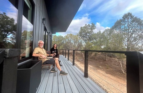 Cedaredge Cottage | Lost Buck Resort - Modern home surrounded by native trees & beautiful view