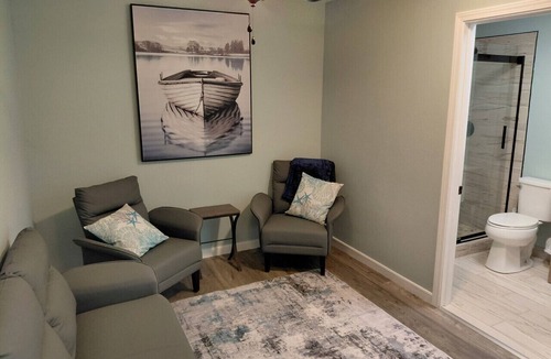 Carrabelle Apartment | Lou's Place @ COLE'S LODGE