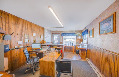 Tomahawk Hotel | Love Hotels Tomahawk by OYO at Lake Mohawksin WI