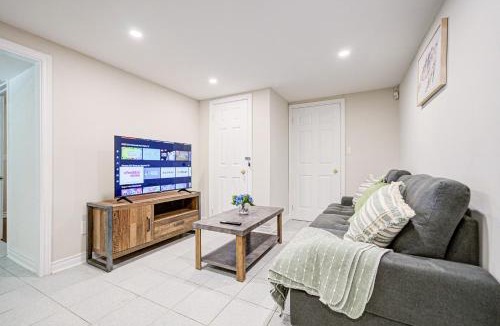 Richmond Hill House | Lower-Level Classic House in Richmond Hill