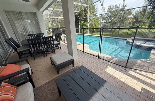Florida Central Atlantic Coast Villa | Luxurious 4 Bedroom Windsor Hills Pool Home! 7745