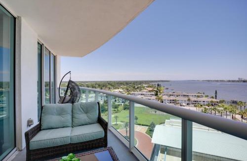 Kingston House | Luxurious Daytona Beach Condo w/Resort Amenities!