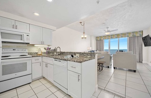 Brush - Stewarts Condo | Luxury 10th Floor 3 BR Condo Direct Oceanfront Wyndham Ocean Walk Resort Daytona Beach | 1011