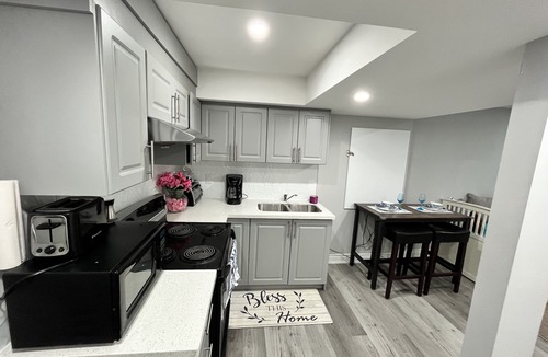 Mount Pleasant Apartment | Luxury 2 bedroom 2 full baths rooms