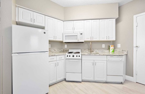 Brush - Stewarts Condo | Luxury 21st Floor 3 BR Condo Direct Oceanfront Wyndham Ocean Walk Resort Daytona Beach | 2123
