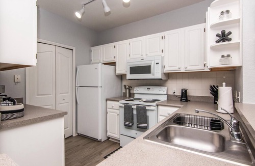 Greater Palm River Point CDC Condo | Luxury 3 Bedroom 2 Bath Condo. Close to Downtown Tampa.