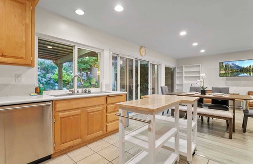 La Mirada House | Luxury 4BR Home with Lush Garden｜Dedicated Workspace｜Relaxing Patio #41808