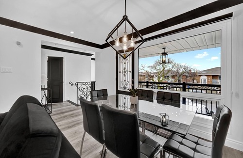 Brampton House | Luxury 5Star Home away from Home