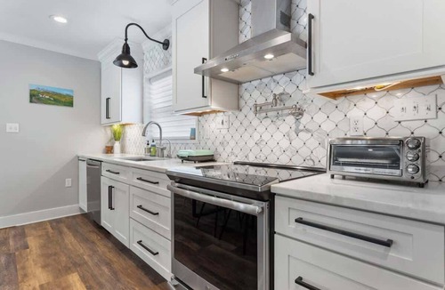 Ocean Springs House | Luxury Bayou Experience with Pool and Outdoor Kitchen