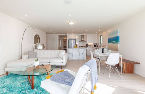 Sharp Park Apartment | Luxury Beachfront Condo (2)