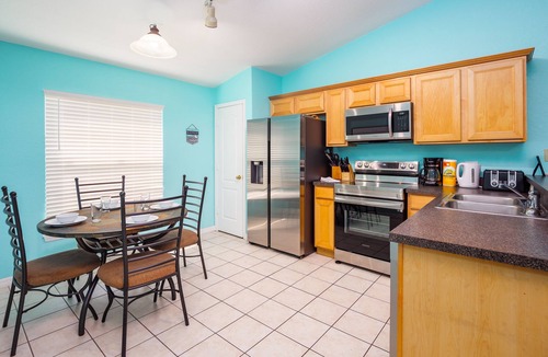 Silver Creek House | Luxury lake and conservation view home, new upgraded kitchen appliances