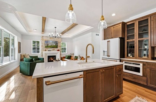 Ephraim House | Luxury Meets Location | Near Ephraim & Sister Bay