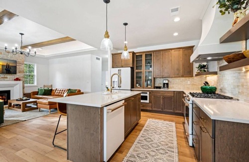 Ephraim House | Luxury Meets Location | Near Ephraim & Sister Bay