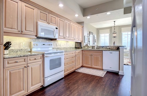 New Smyrna Beach Condo | Luxury Minorca ~ Corner Unit ~ Ocean & River Views! 2 Balconies! Paros 606