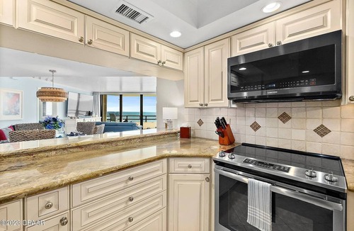 Volusia County Condo | Luxury Oceanfront Sky Home Retreat – available for SPEED WEEK! NO DRIVE BEACH