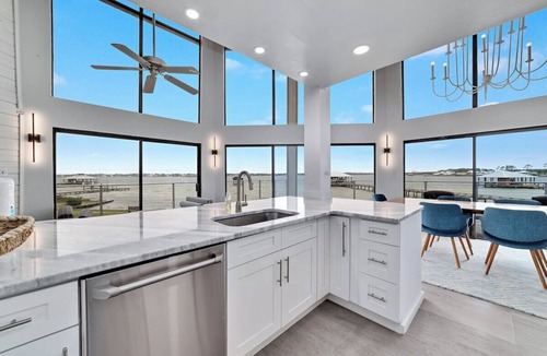 Josephine House | Luxury Waterfront Retreat | Designer Interior, Huge Deck & Private Boat Slip | BEACHBALL PROPERTIES