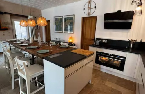Saint-Vaast-la-Hougue House | Maison 12 Pers, à 1 mn à Pied du Port, des Restaurants et de la mer