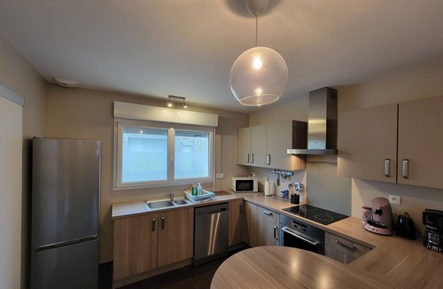 Tourlaville House | Maison Dans Centre Ville Proche de la Cité de la mer et de la Plage