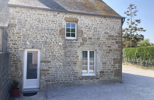 Ravenoville House | Maison de campagne, Sainte Mère Église, site historique