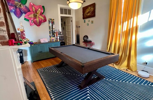 Faubourg Livaudais House | Mardi Gras special garden district