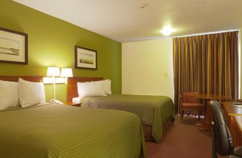 Chalmette Hotel | Marina Inn & Suites Chalmette-New Orleans