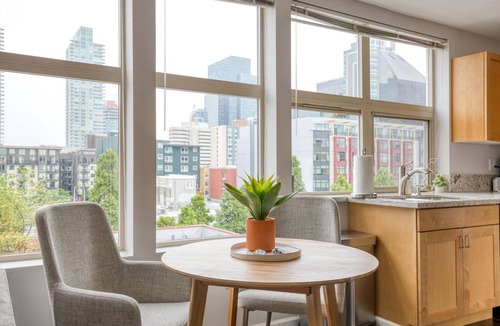 Belltown Apartment | Marvelous Belltown 1BR w/Lounge, nr Parks & Garden, by Blueground