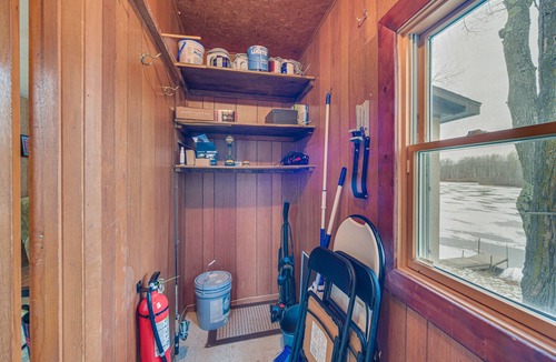 Mason Cabin | Mason Cabin w/Private Dock on Marengo Lake!