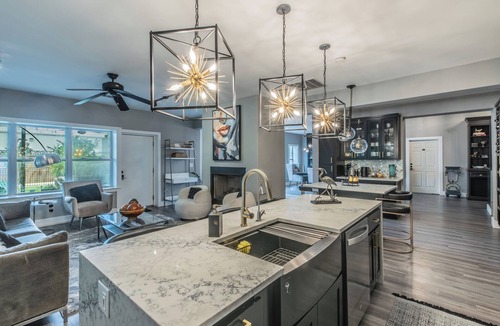 Roanoke House | Massage Chairs, Foosball, Wet Bar & Board Games