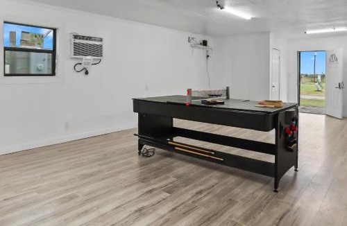 Mathis Hotel | Mathis Motor Inn and RV Park