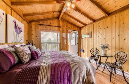 Mayhill Apartment | Mayhill Tiny Home Vacation Rental with Covered Porch