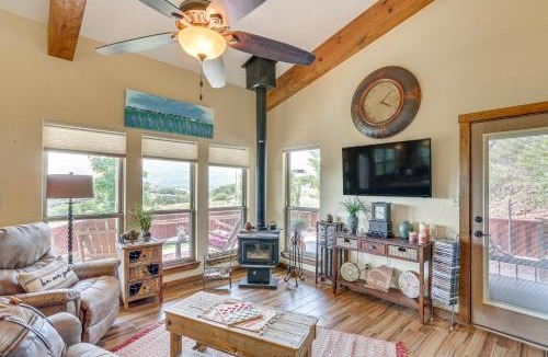 Medicine Park House | Medicine Park Cottage: Walk to Lake Lawtonka!