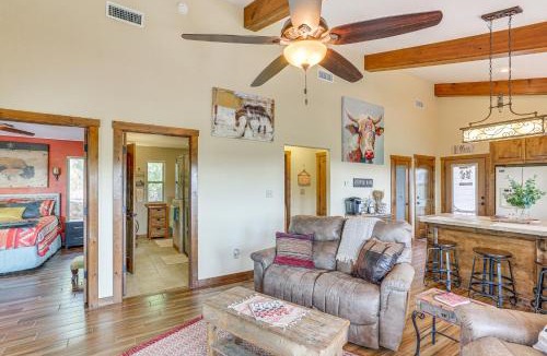 Medicine Park House | Medicine Park Cottage: Walk to Lake Lawtonka!