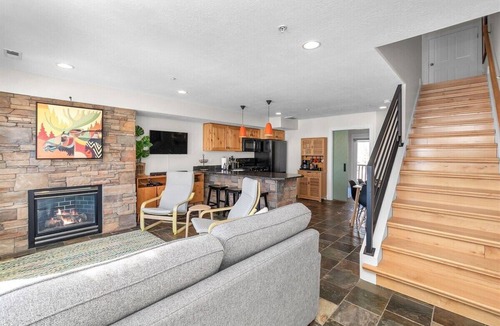 Eden Condo | MH609 | Fireside Nest 1BR/2BA Eden Condo | Hot Tub