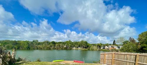 South Daytona House | Mia Rose